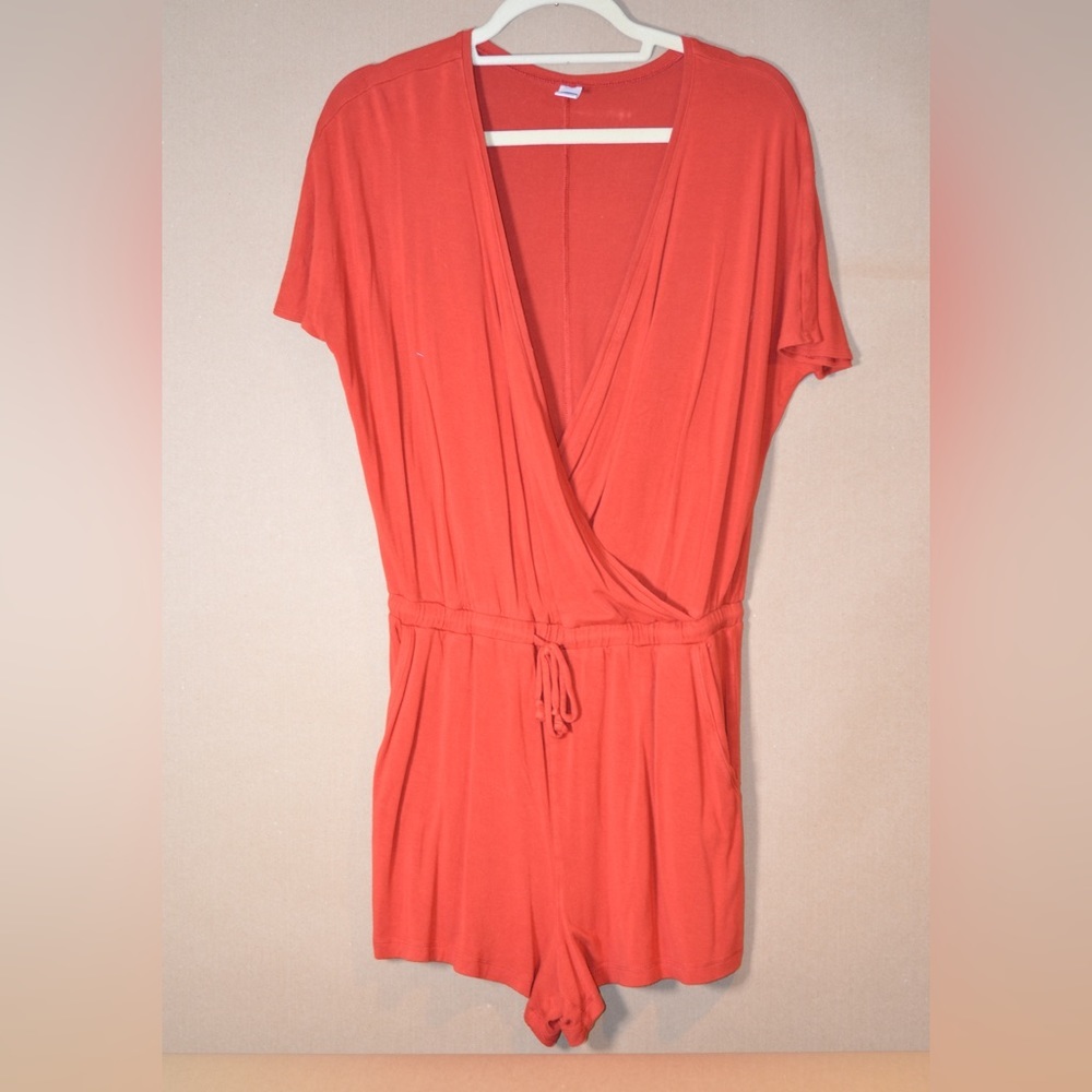 Old Navy Women’s Burnt Orange Mini Romper Drawstring Stretchy Size S Tall